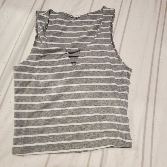 SOLD ON INSTAGRAM - Picture 2 of 4